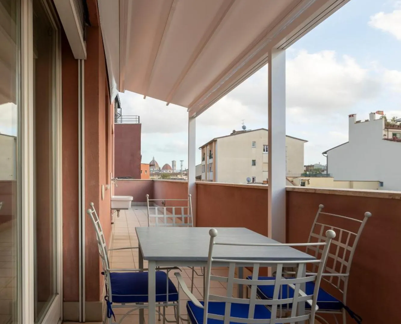 Appartamento Iris -Due Ampie Terrazze Vista Duomo Firenze